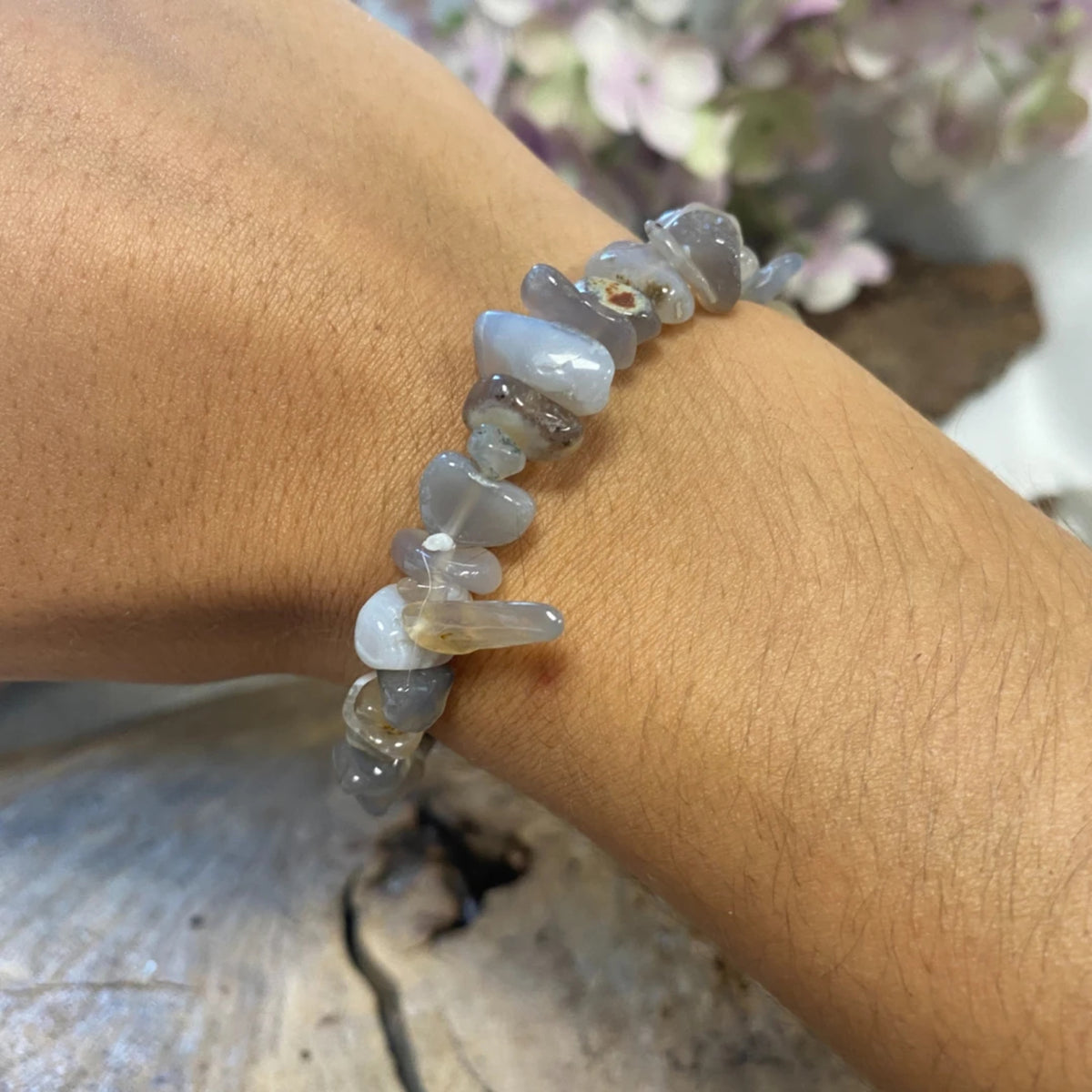 Agat armband med splitstenar, naturfärgad