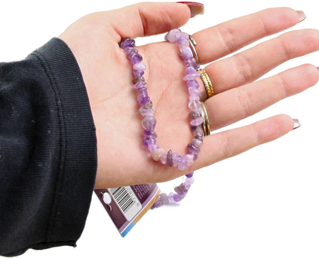 Ametist halsband med splitstenar, med displaykort