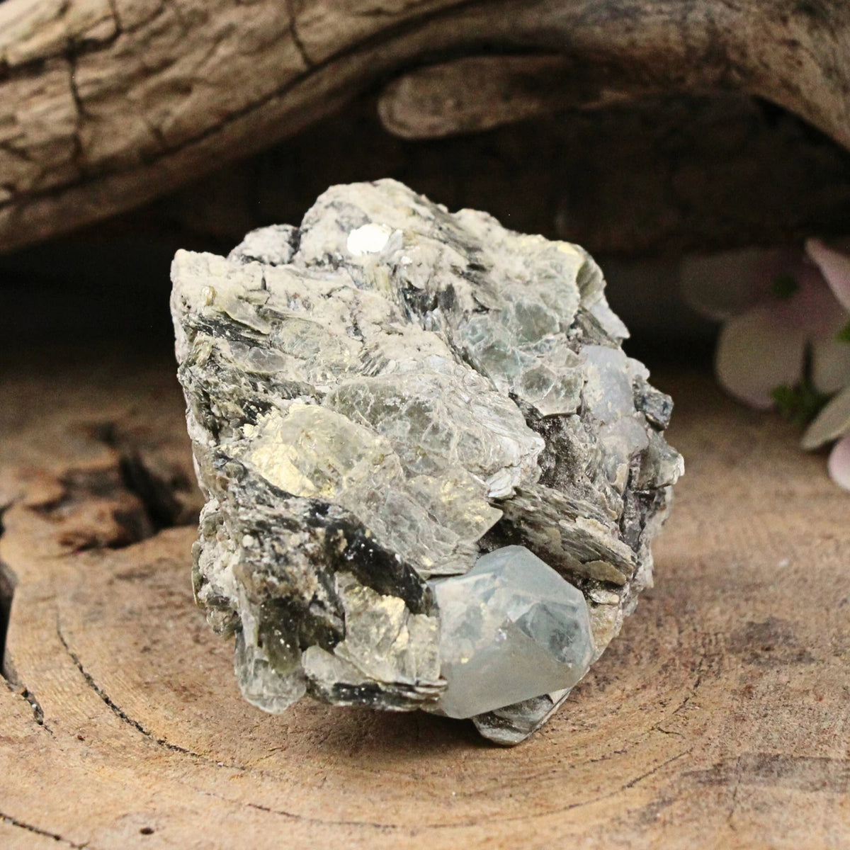 Akvamarin med mica, rå, Brasilien, 5,6 cm, nr 101