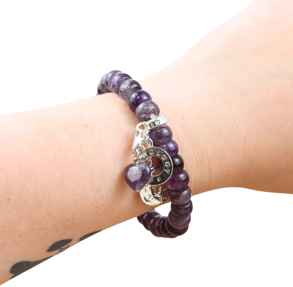 Ametist armband med berlocker, 18 cm