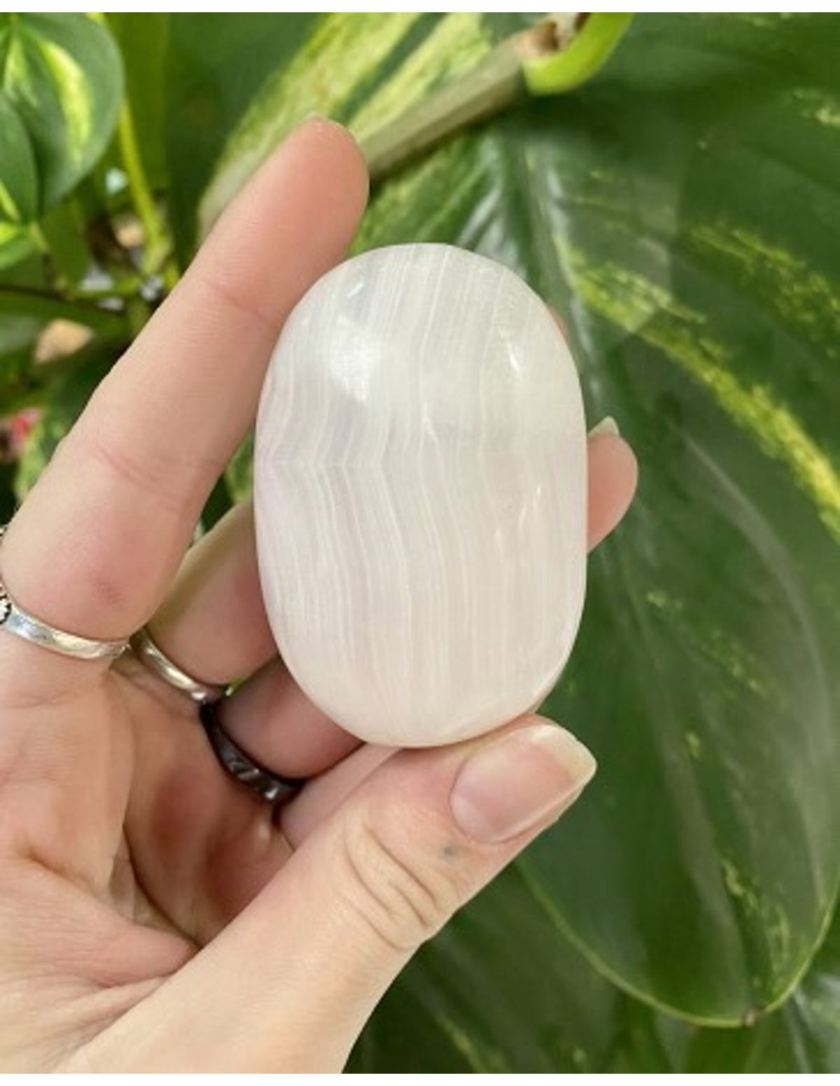 Mangankalcit palmsten, månform, rosa, 90 g