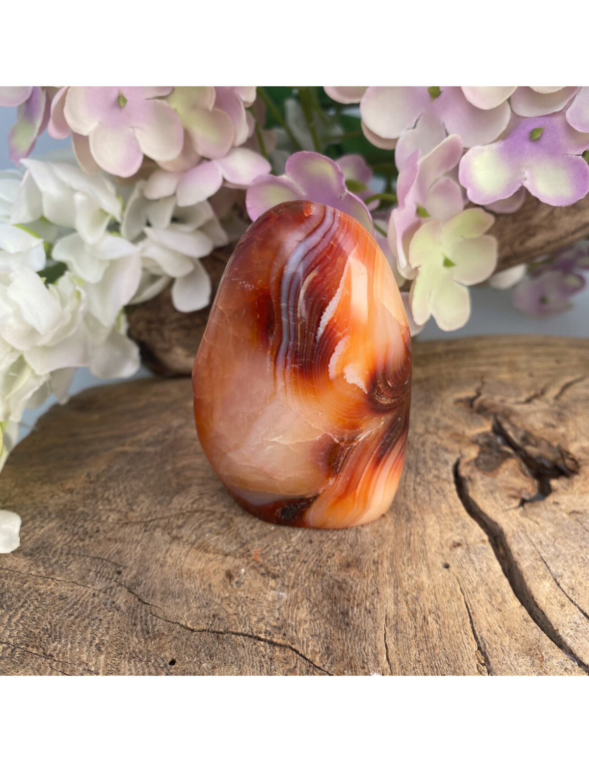 Karneol skulptur, orange, 100 till 150 g, 6 till 10 cm