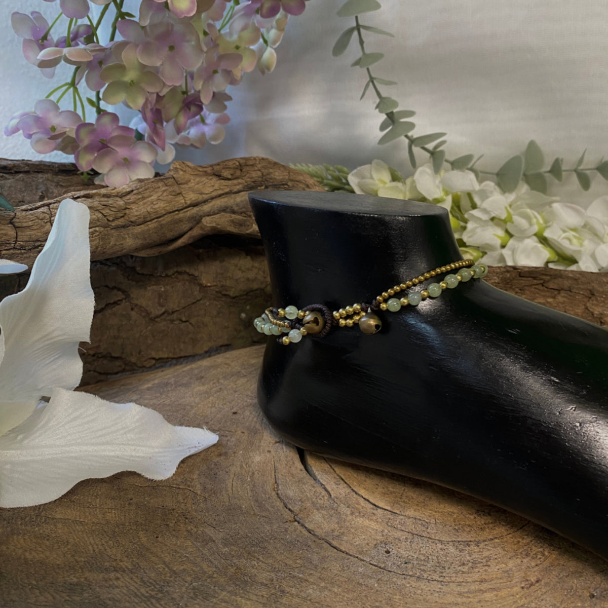 Jade fotlänk, gipsystil, 4 mm pärlor, 24 cm