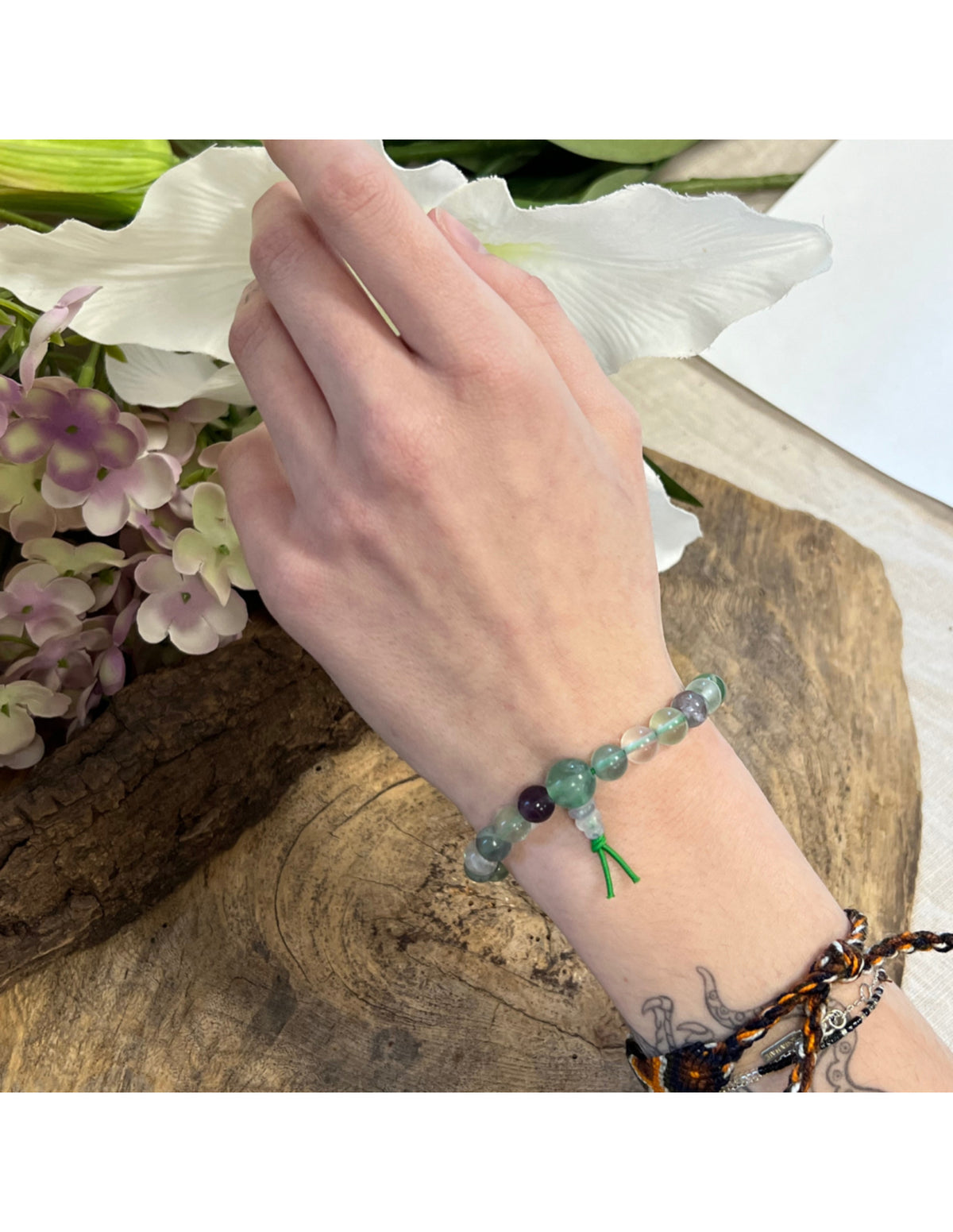 Fluorit powerbead armband, regnbåge, 8 mm, 18 cm