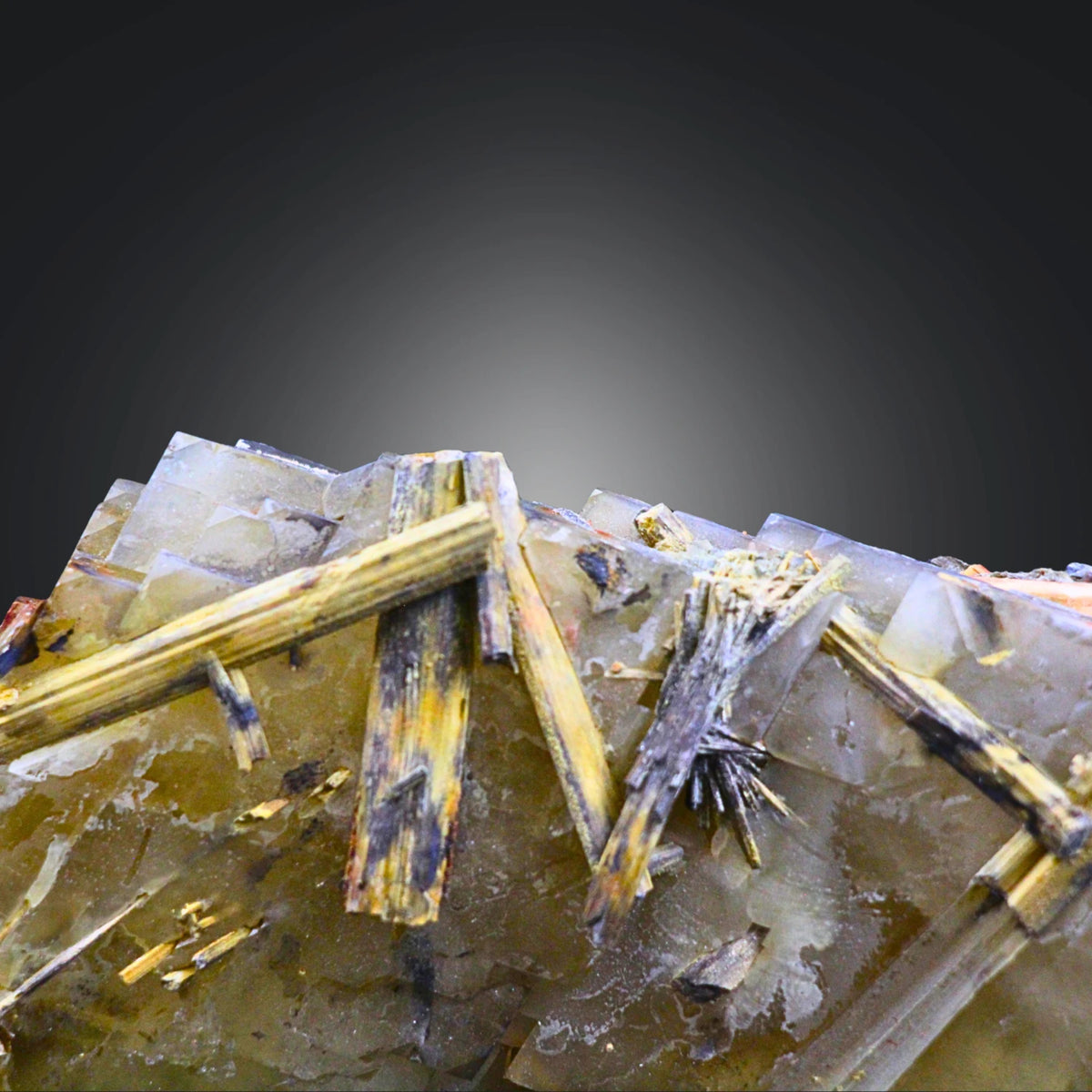 Baryt kristaller med stibnit, mineralprov, nr 4 (399 g)