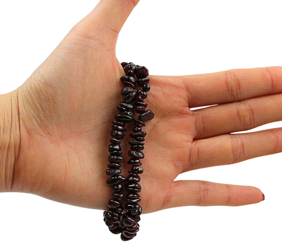 Granat halsband med splitstenar, 5 till 10 mm