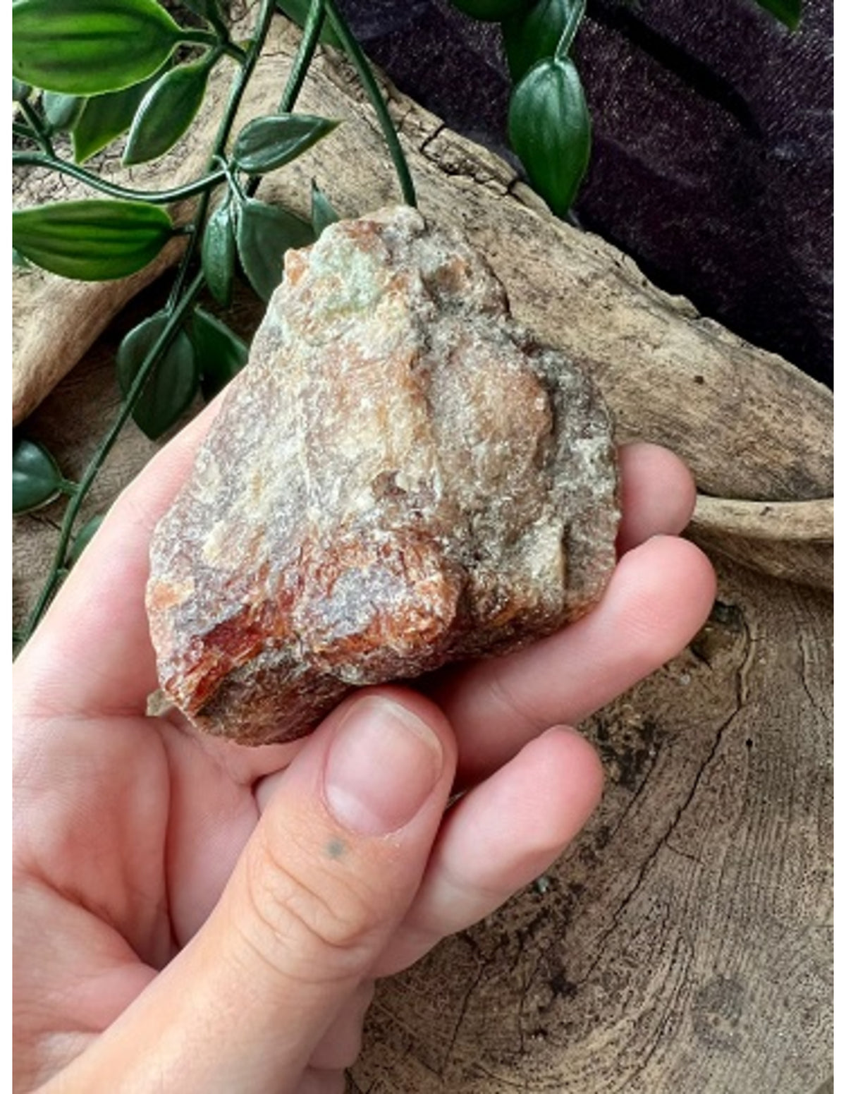 Hessonit rå kristall, orange, 7 x 4,5 x 3 cm, 170 g, nr 4