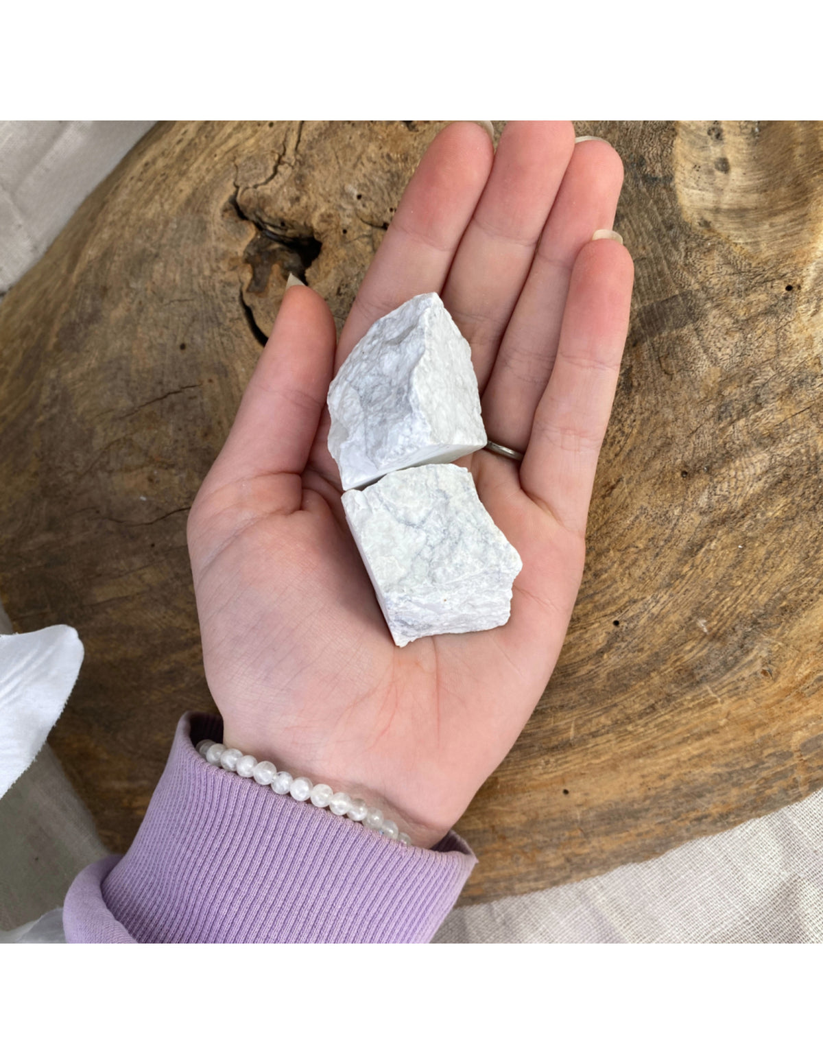 Howlit vit råa bitar, 100 g, 3 till 5 cm