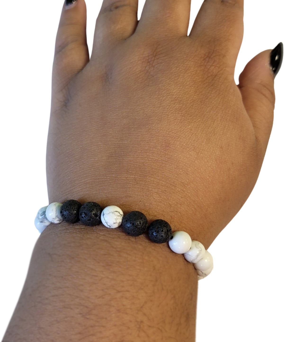 Howlit armband i shamballastil med lavasten, vit och svart