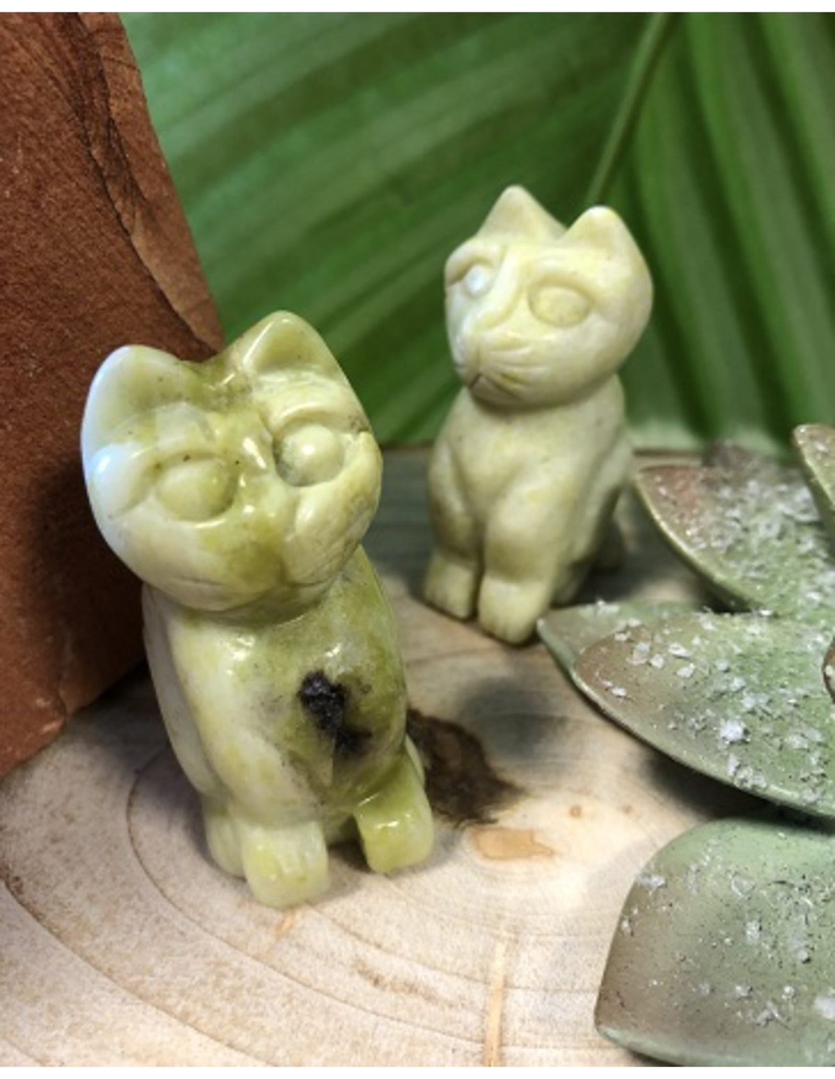 Serpentin katt, ljus, ca 5 cm
