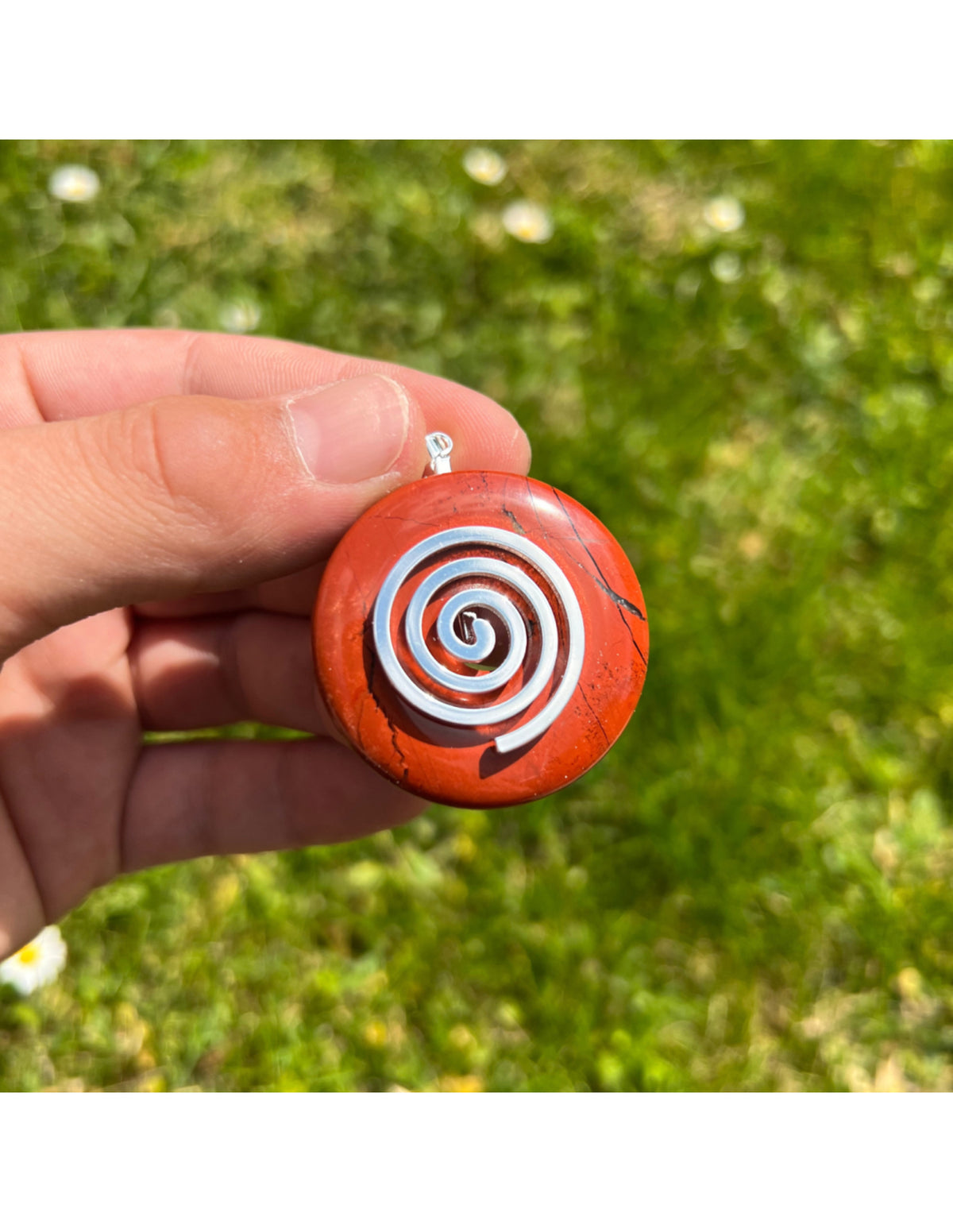 Röd jaspis donut med livets spiral, 4 cm