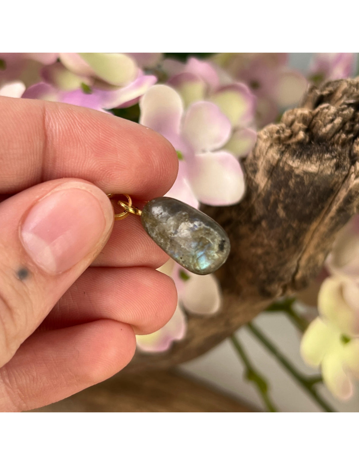 Labradorit hänge i 925 silver, förgyllt, 1,5 cm, 4 g