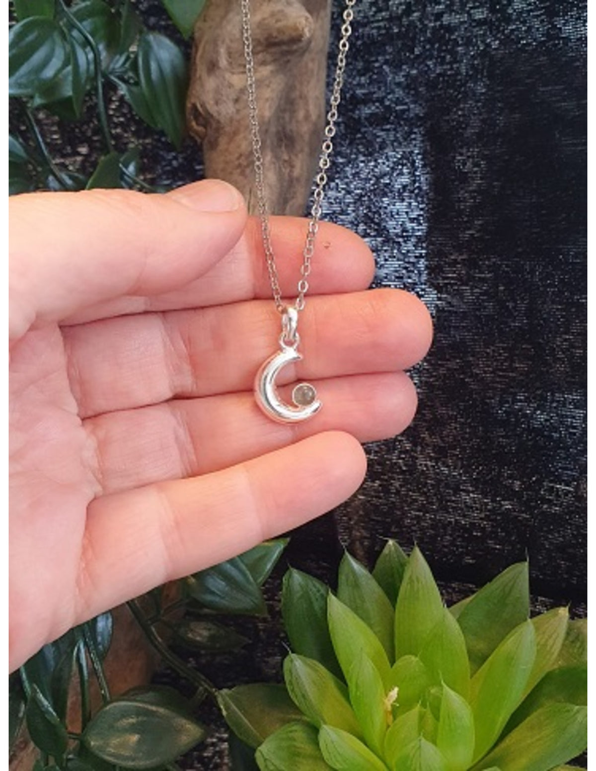Labradorit hänge i silver, måne, 2,3 cm