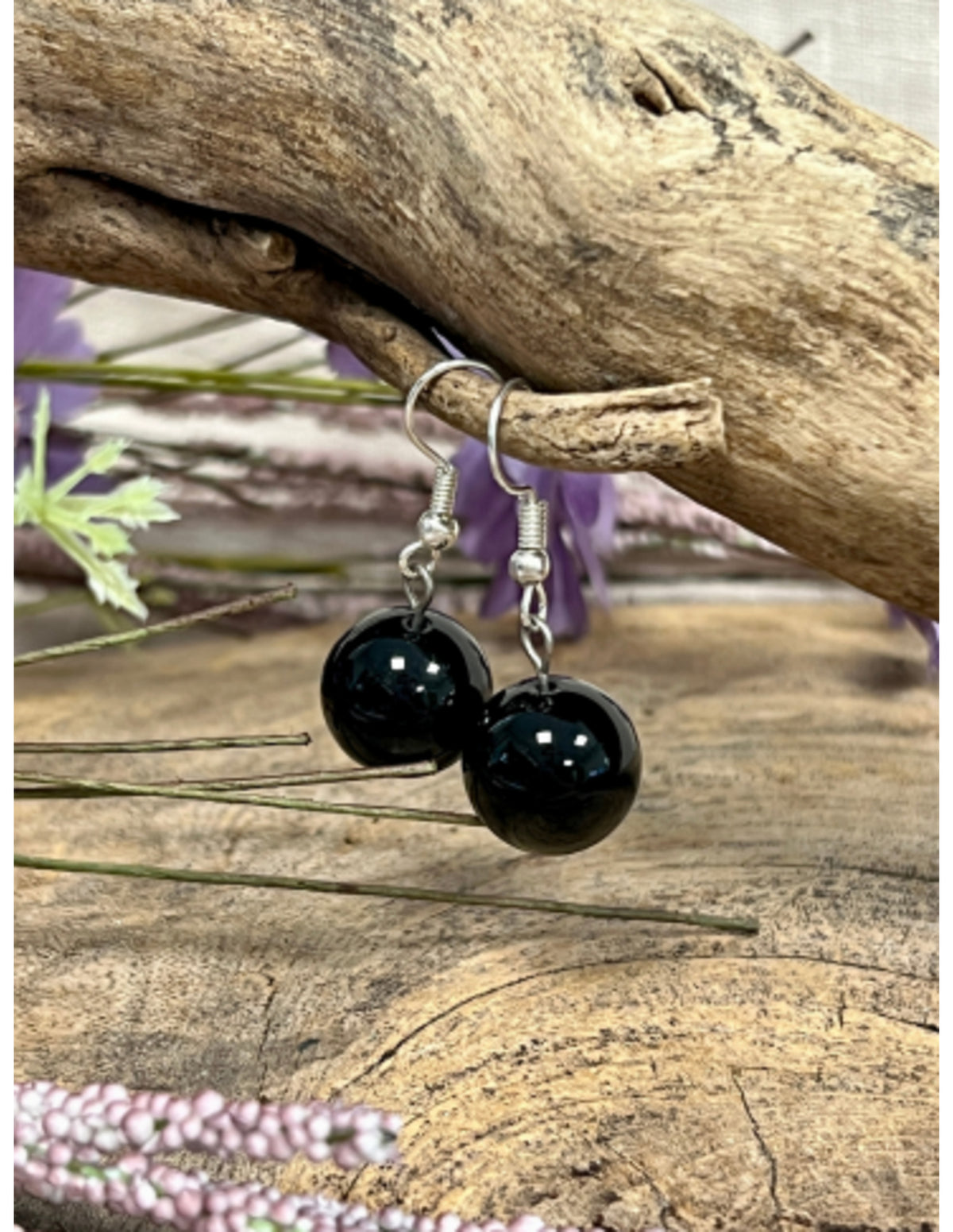 Onyx örhängen med runda kulor, silverfärgade, 14 mm