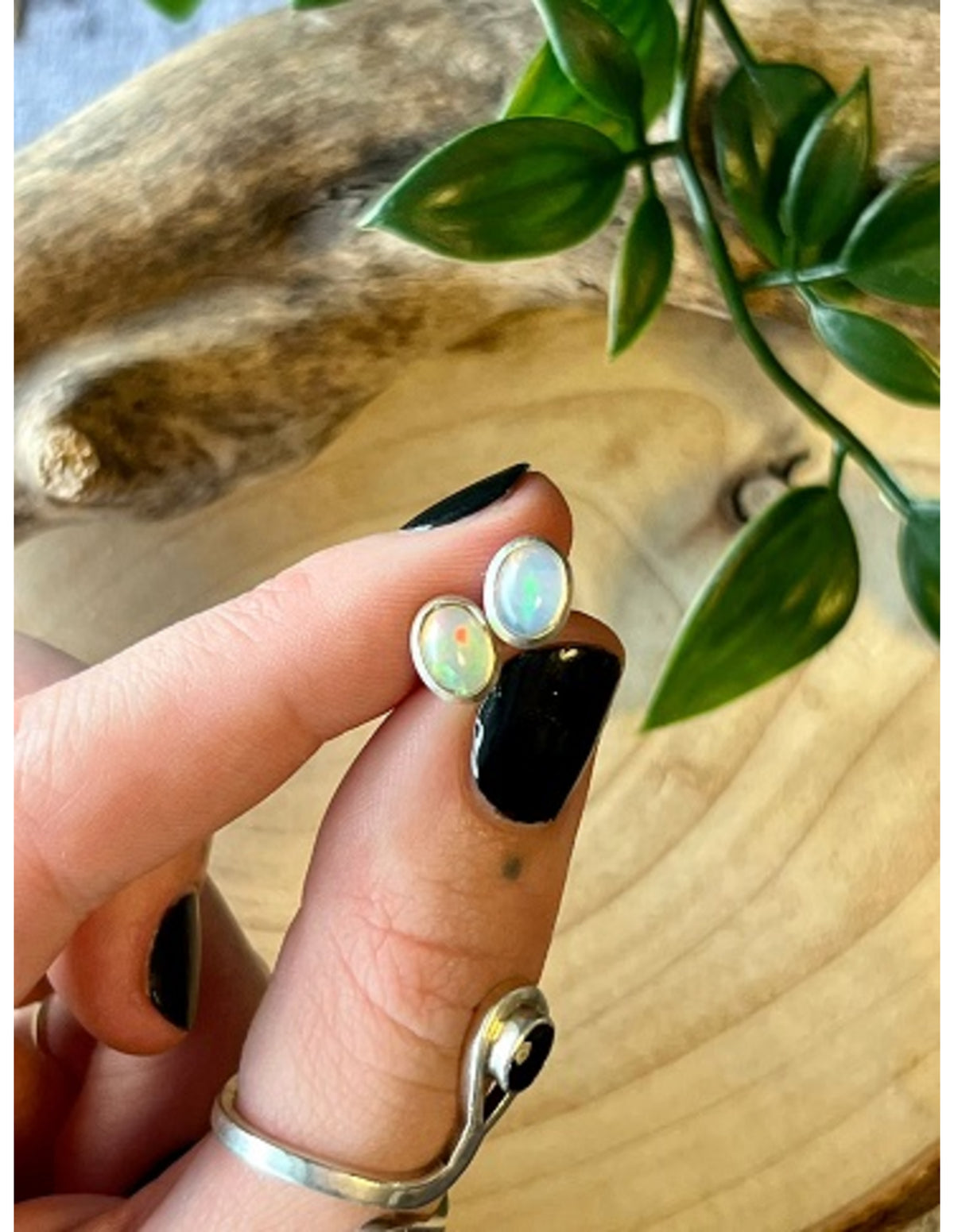 Opal örstickare i 925 silver, Etiopien, per par