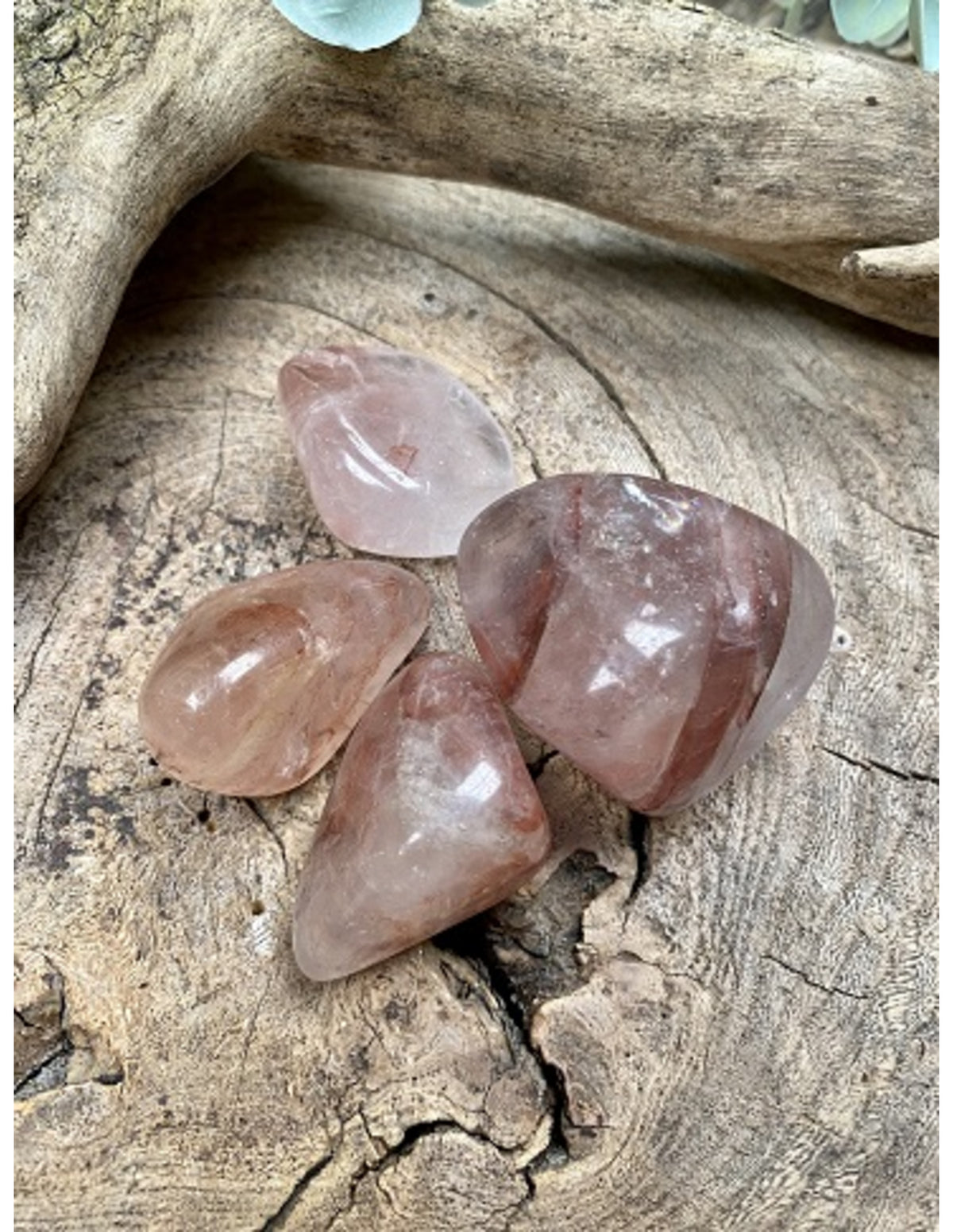 Red healer kvarts trumlade stenar, 100 g, Madagaskar