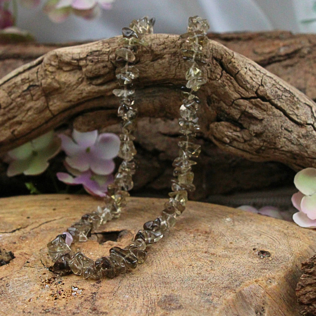 Rökkvarts halsband med splitstenar, 5 till 10 mm, 45 cm