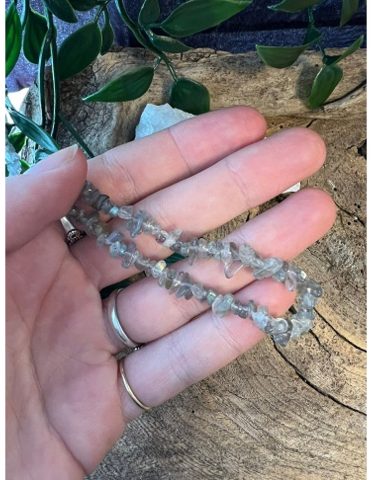 Labradorit halsband med smala splitstenar, 45 cm, med lås