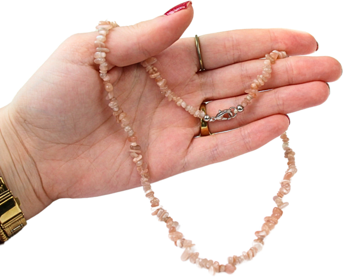 Orange månsten halsband med smala splitstenar, 45 cm