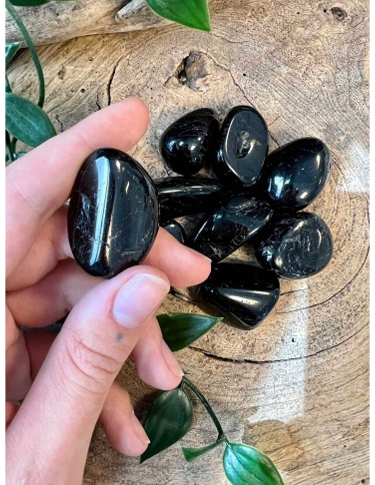 Svart turmalin trumlade stenar, A-kvalitet, 100 g, ca 3 cm