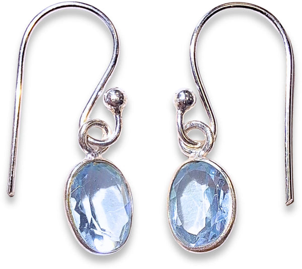 Blå topas örhängen i silver, ovala, 4 cm