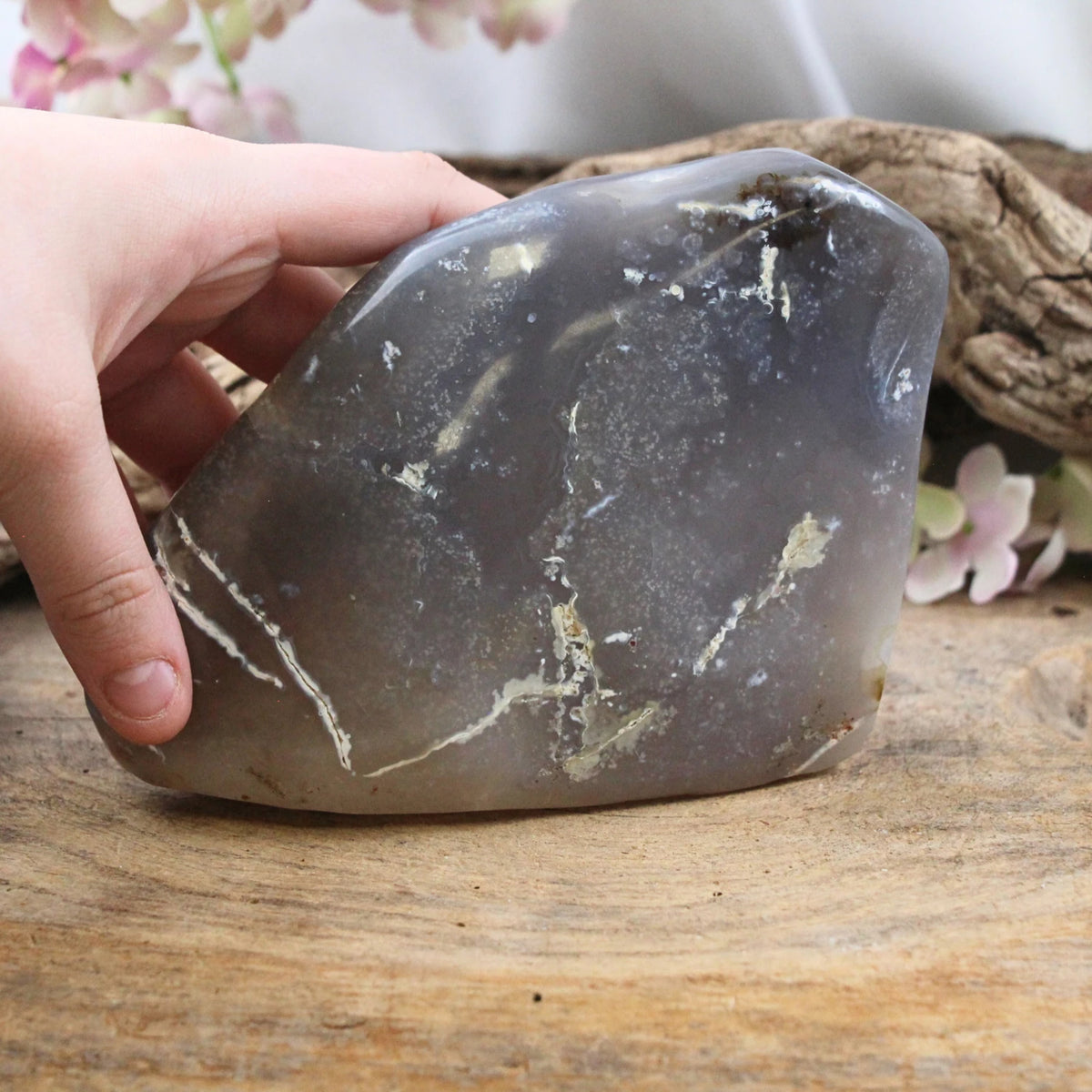 Grå agat skulptur, 14 cm, nr 01