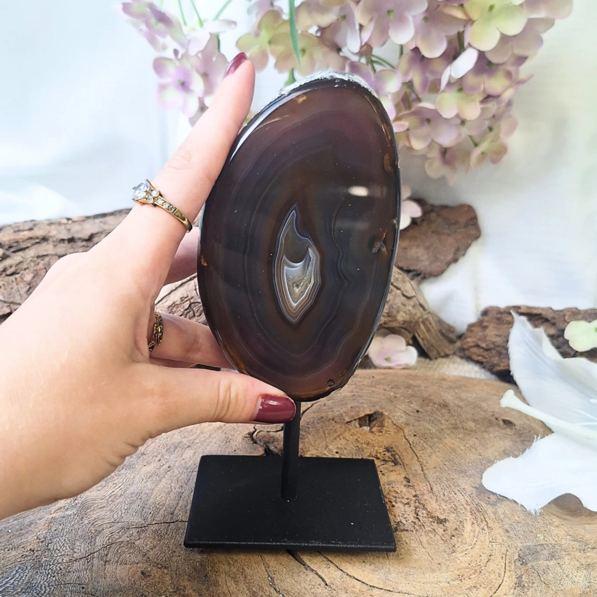 Agat på metallställning, 17 cm, grå till brun, nr 23