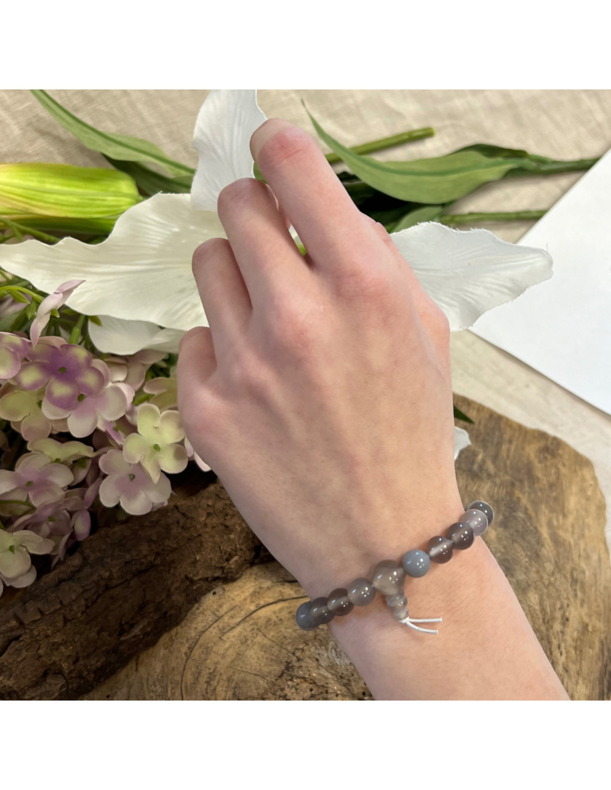 Agat armband på kort, 8 mm pärlor, 18 cm, bandade