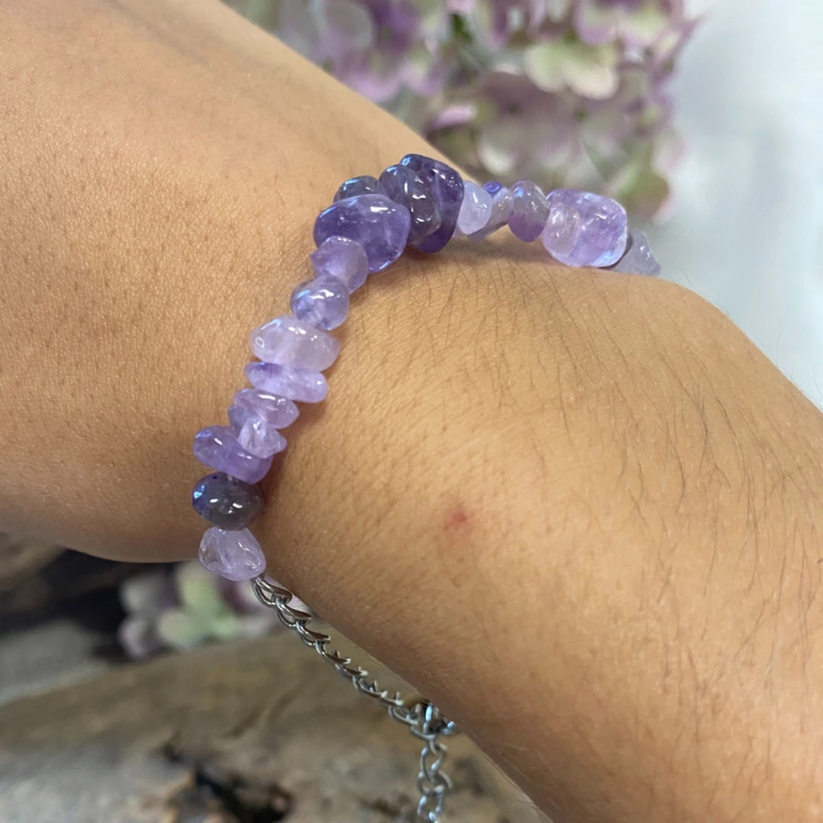 Ametist armband med splitstenar, försilvrat, bar-modell