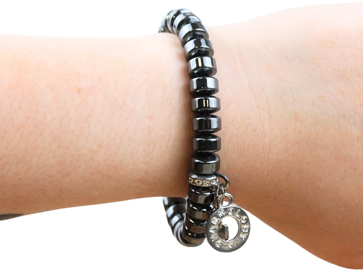 Hematit armband med berlocker, 18 cm