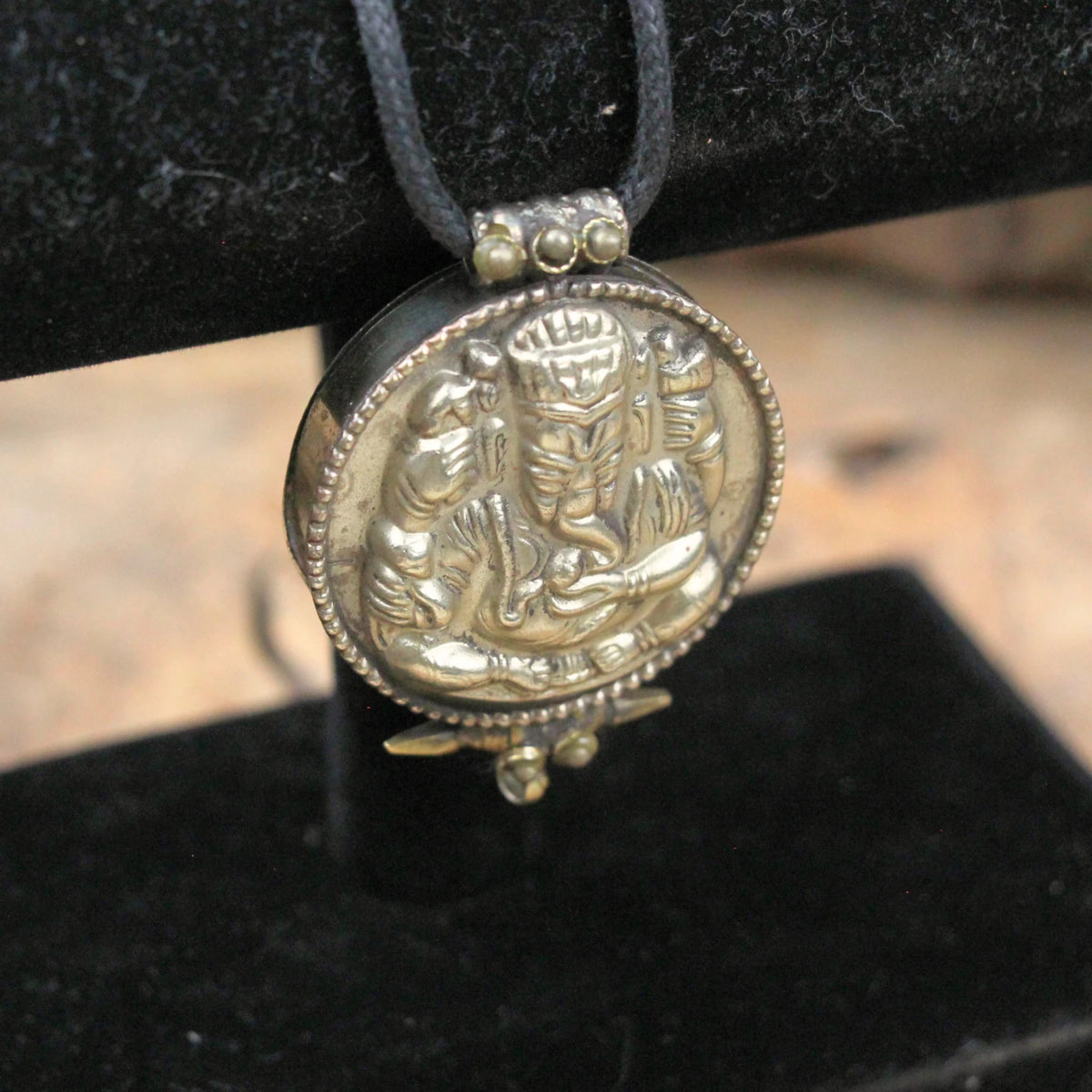 Askhänge i metall, Ganesha, silverfärgat, 5,5 cm