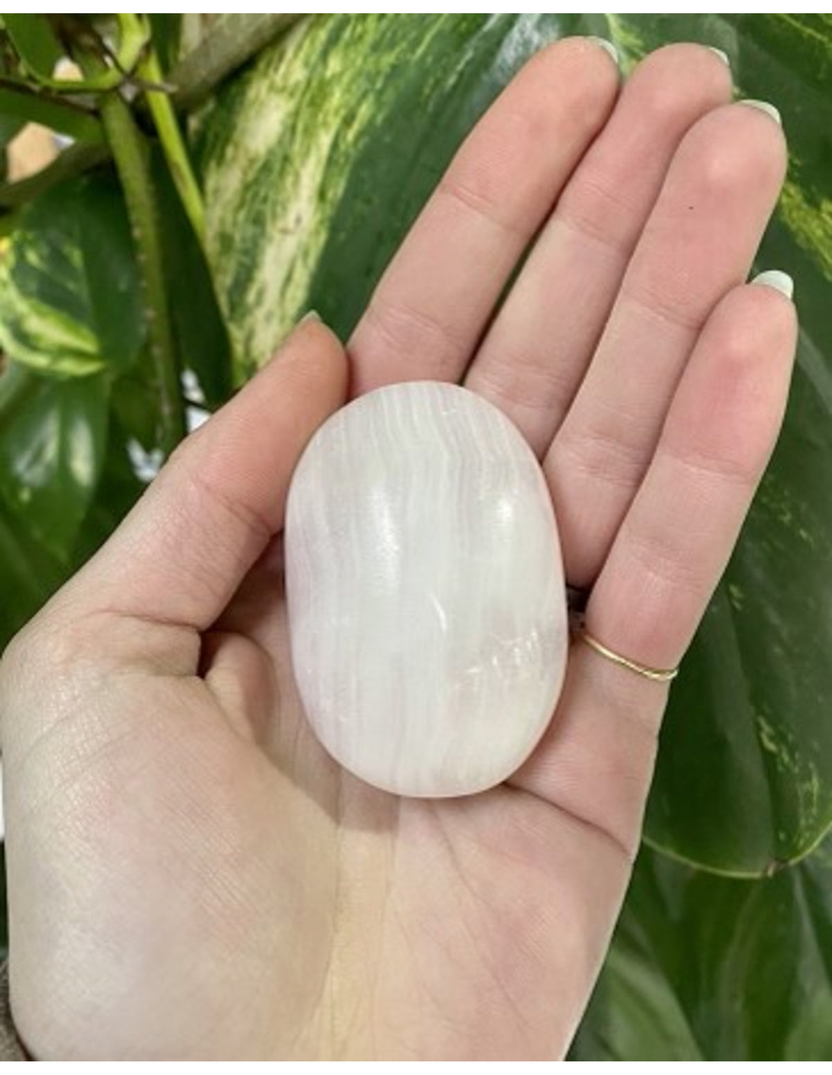 Mangankalcit palmsten, månform, rosa, 90 g