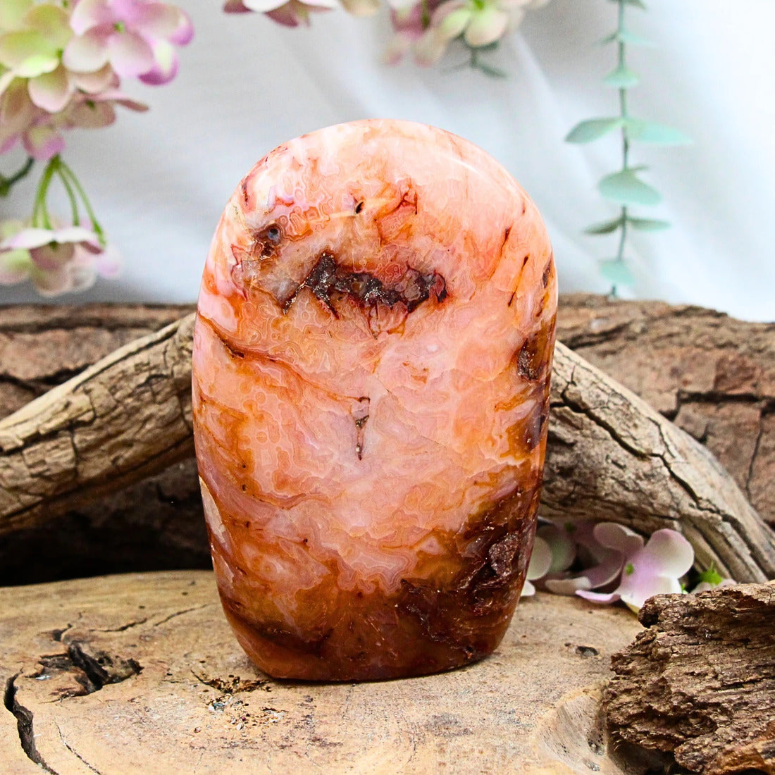 Karneol skulptur, polerad, 13 x 4 x 9 cm, 810 g, nr 36
