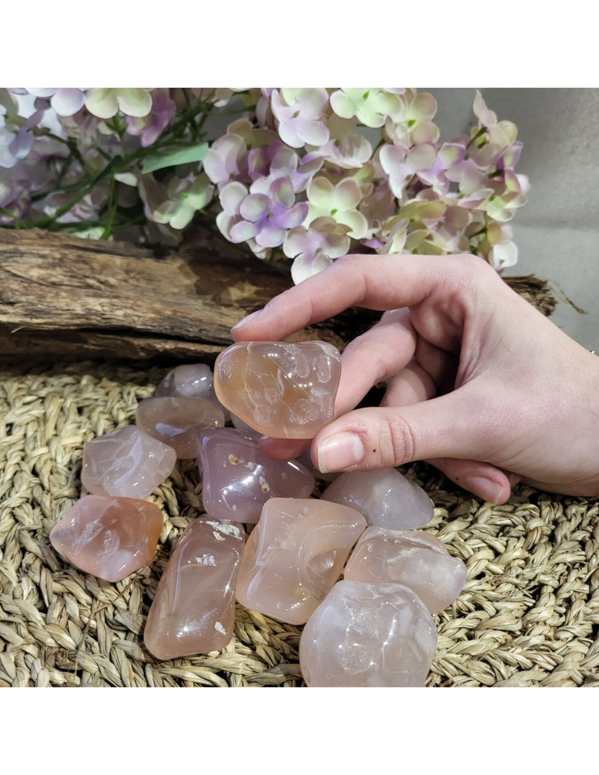 Rosa kalcedon trumlade stenar, Malawi, 100 g
