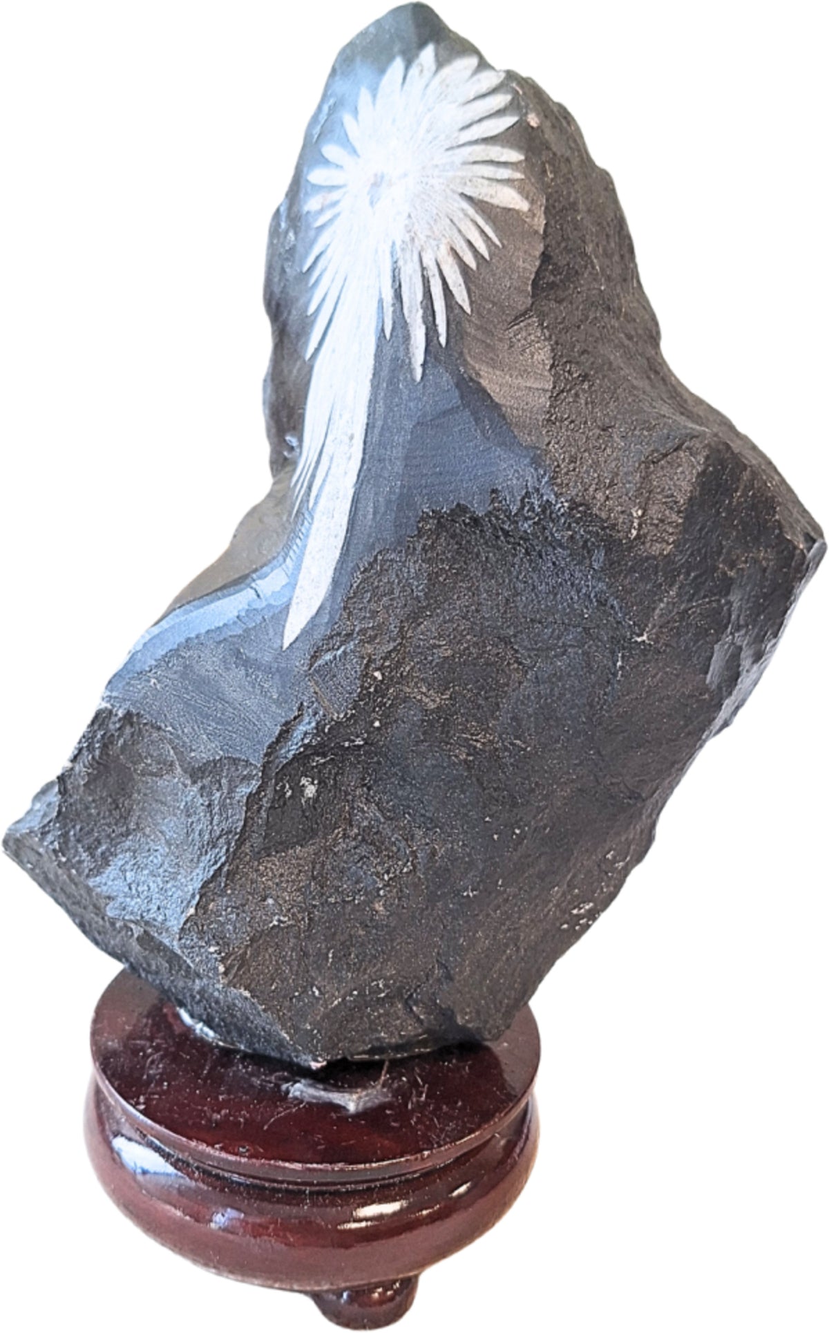 Krysantemumsten skulptur, 20,4 cm, nr 08