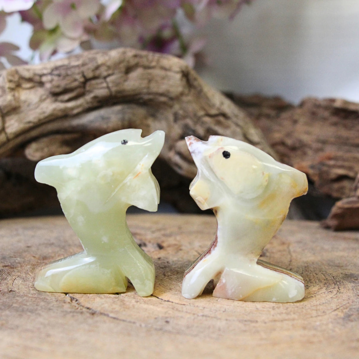 Aragonit delfin, djurfigur i onyxmarmor, 5,5 cm