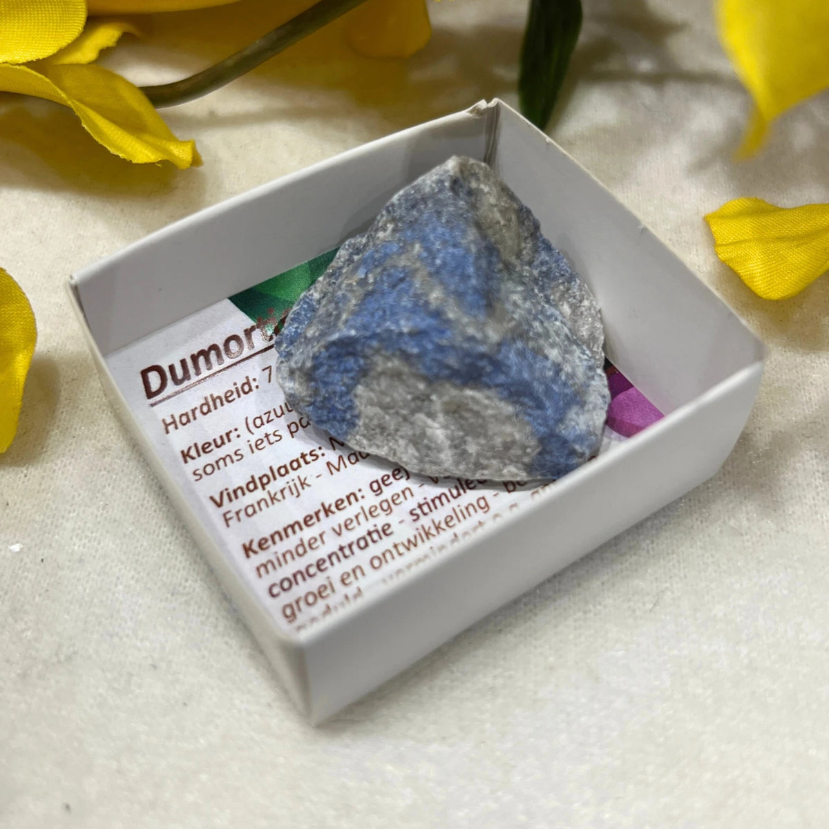 Dumortierit kristall i ask, rå bit, ca 4 cm