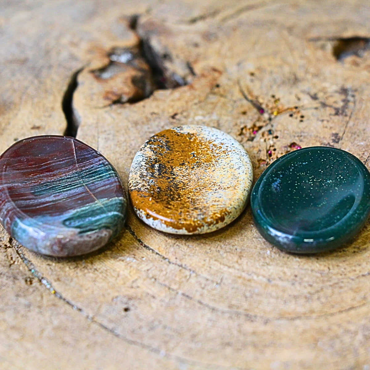 Jaspis tumsten, blandade färger, ca 4 cm