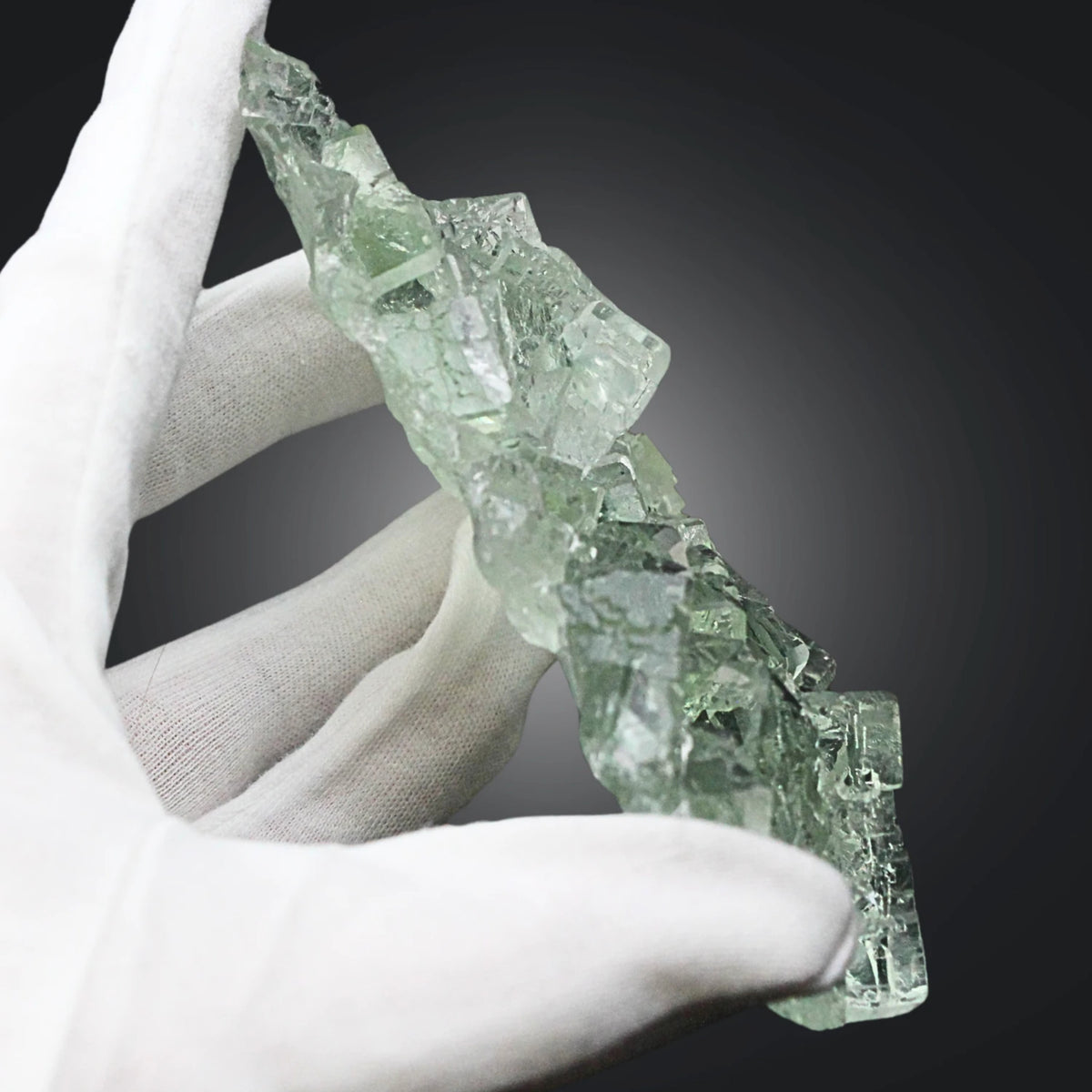 Fluorit kub, grön, rå, 11,9 cm, nr 93