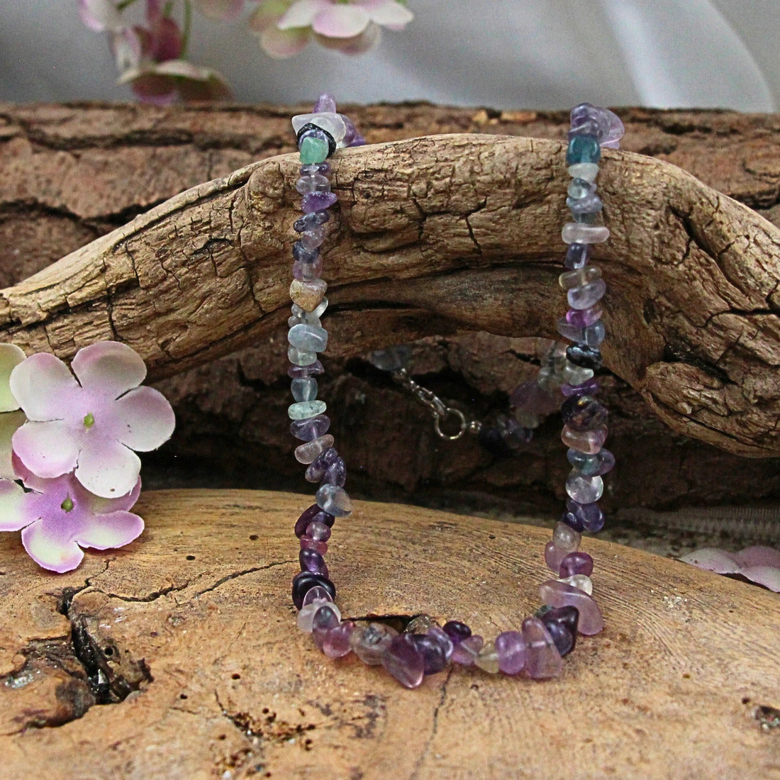 Fluorit halsband med splitstenar, 5 till 10 mm