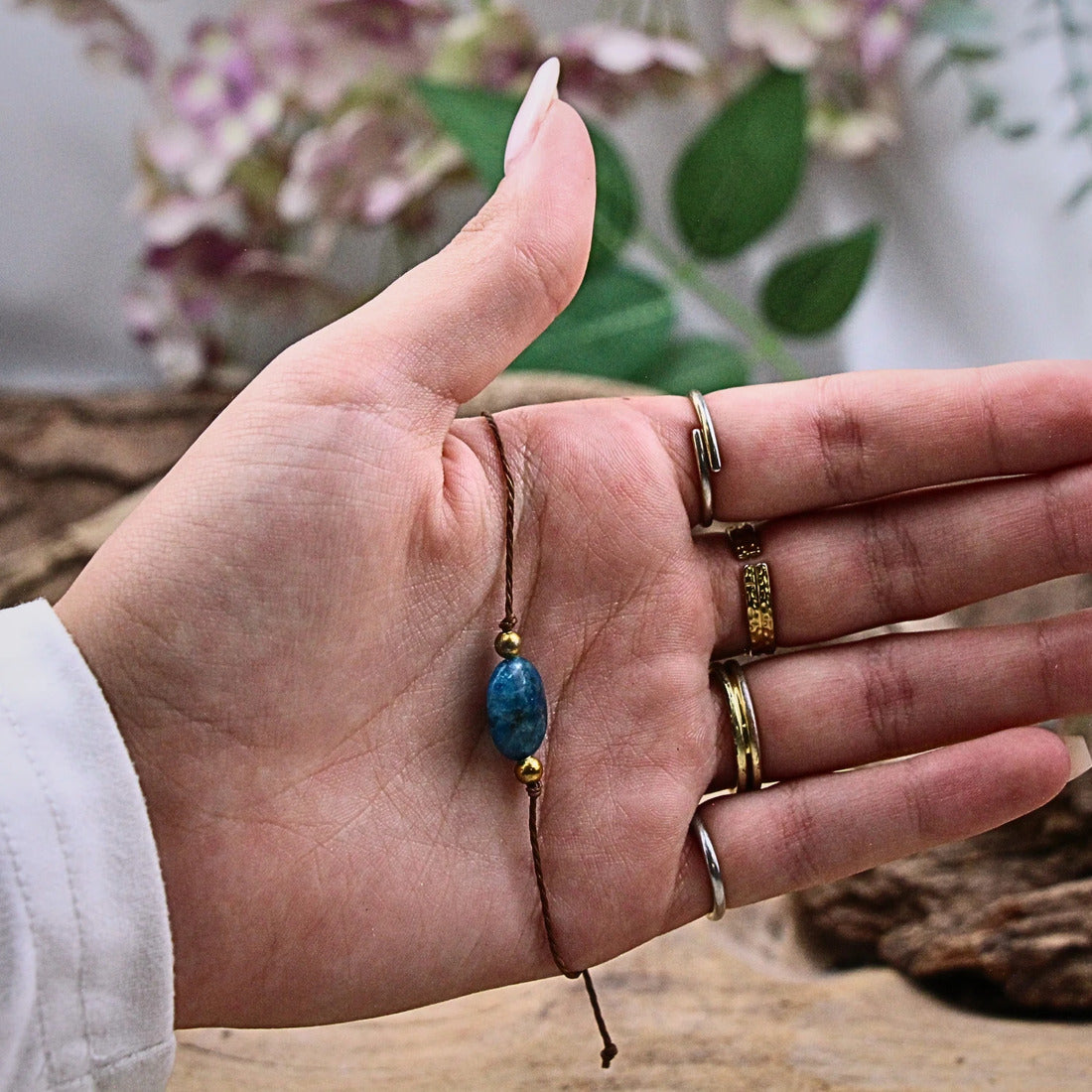 Apatit armband, septembers månadssten, justerbart