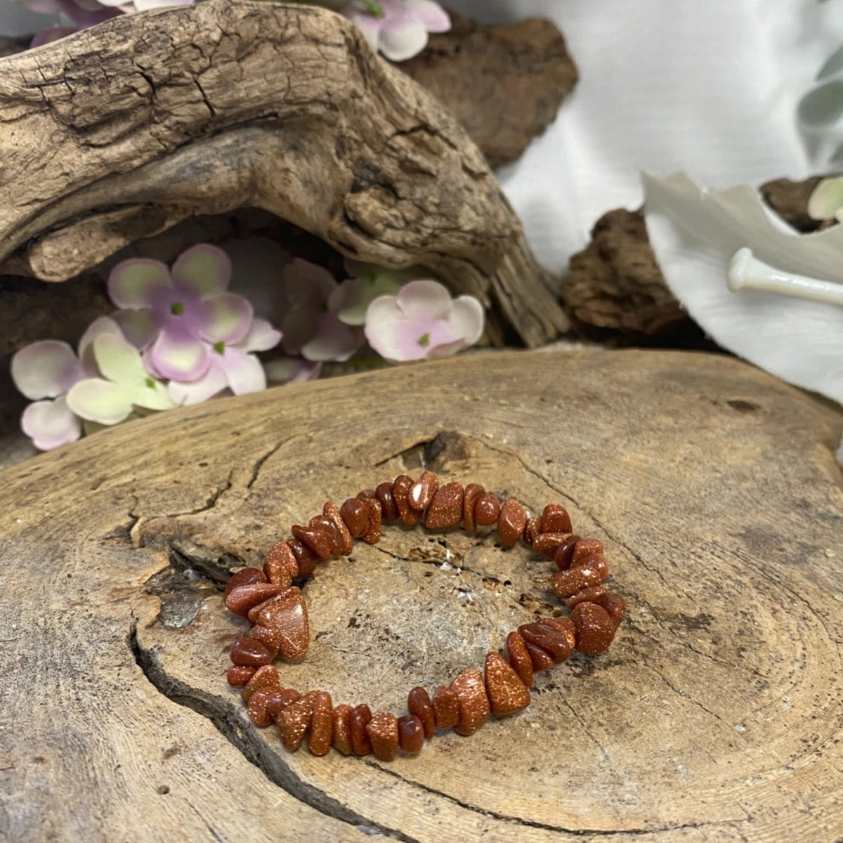 Guldsten armband med splitstenar, 5 till 10 mm (glas)