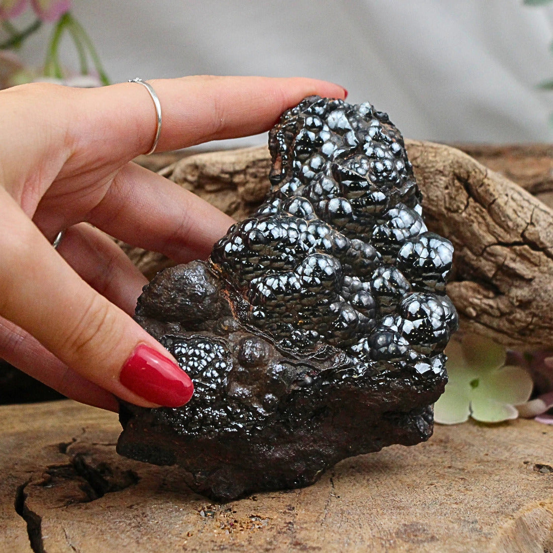 Hematit rå bit, 3 x 8,5 x 11 cm, nr 09 (484 g)