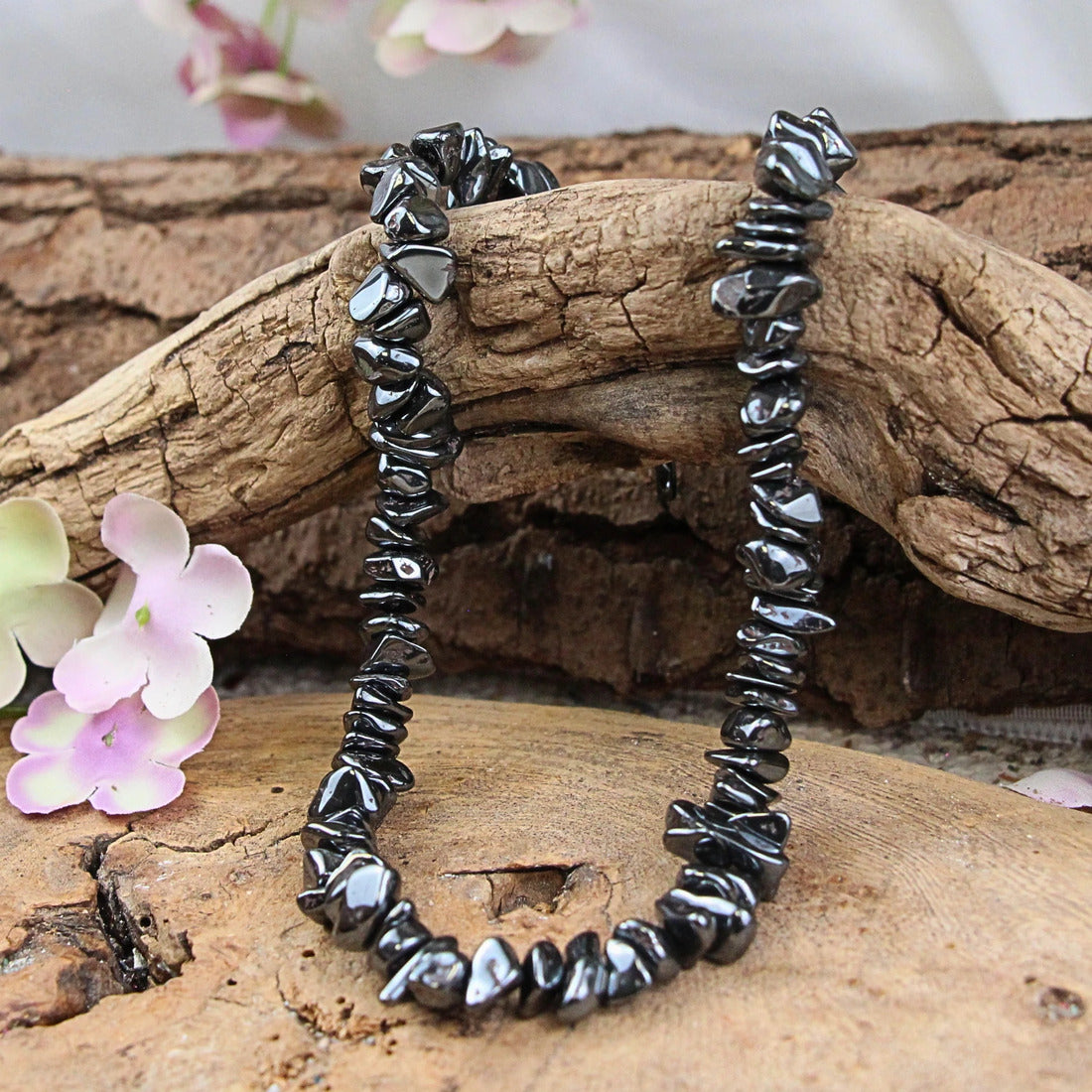 Hematit halsband med splitstenar, 5 till 10 mm