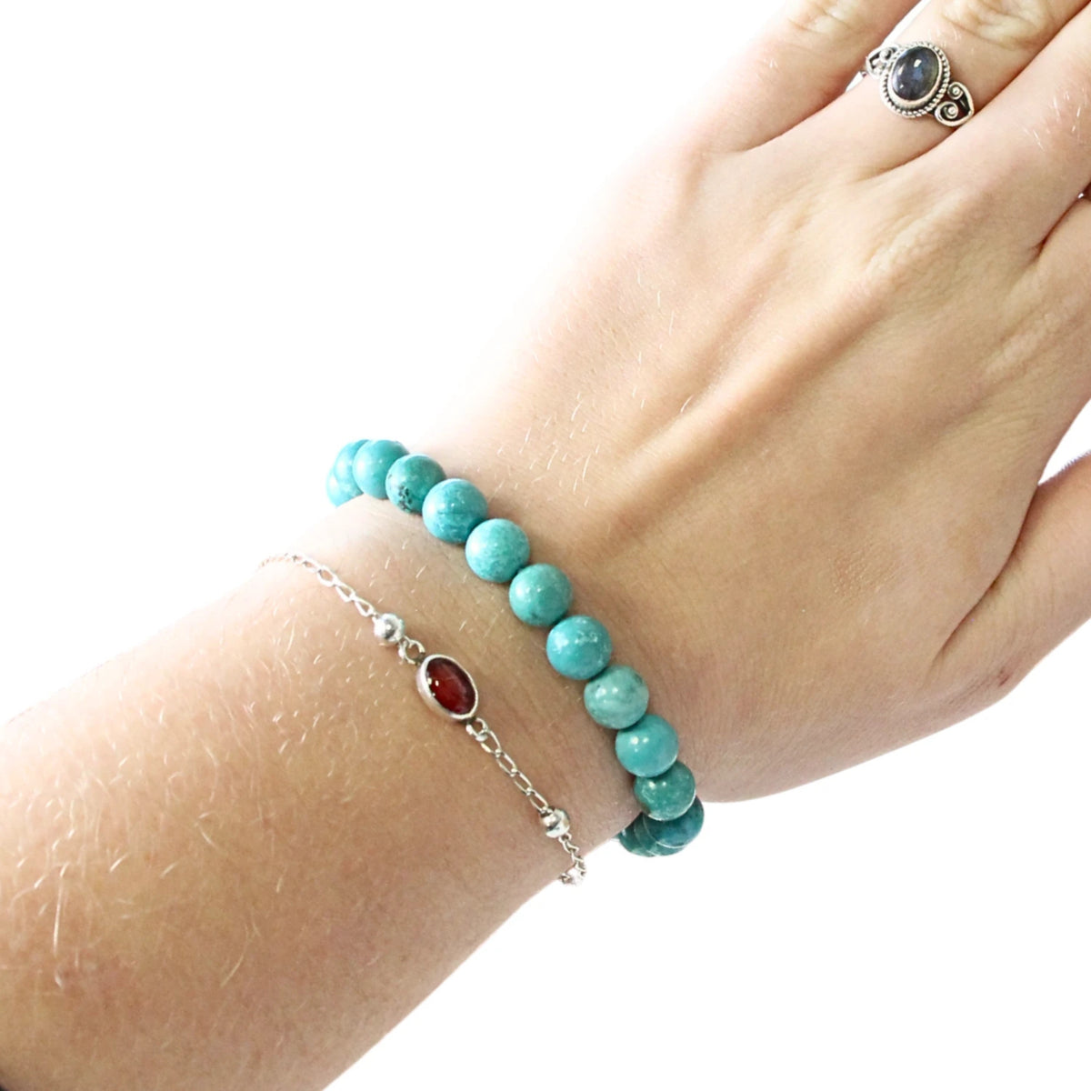 Howlit armband, blåfärgad, powerbead, kulor 8 mm, 18 cm