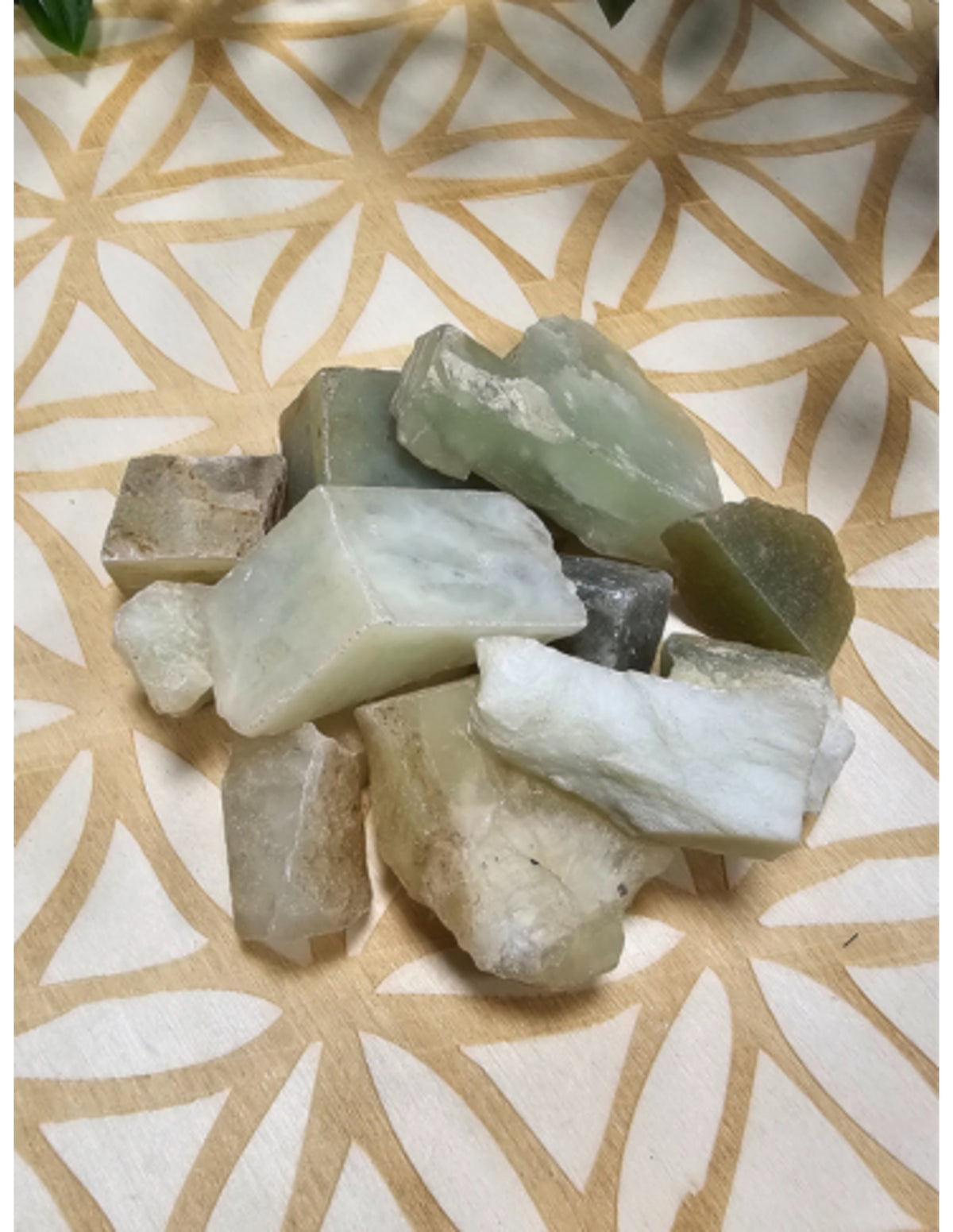 Jade råa bitar från Kina, 250 g, 3 till 5 cm