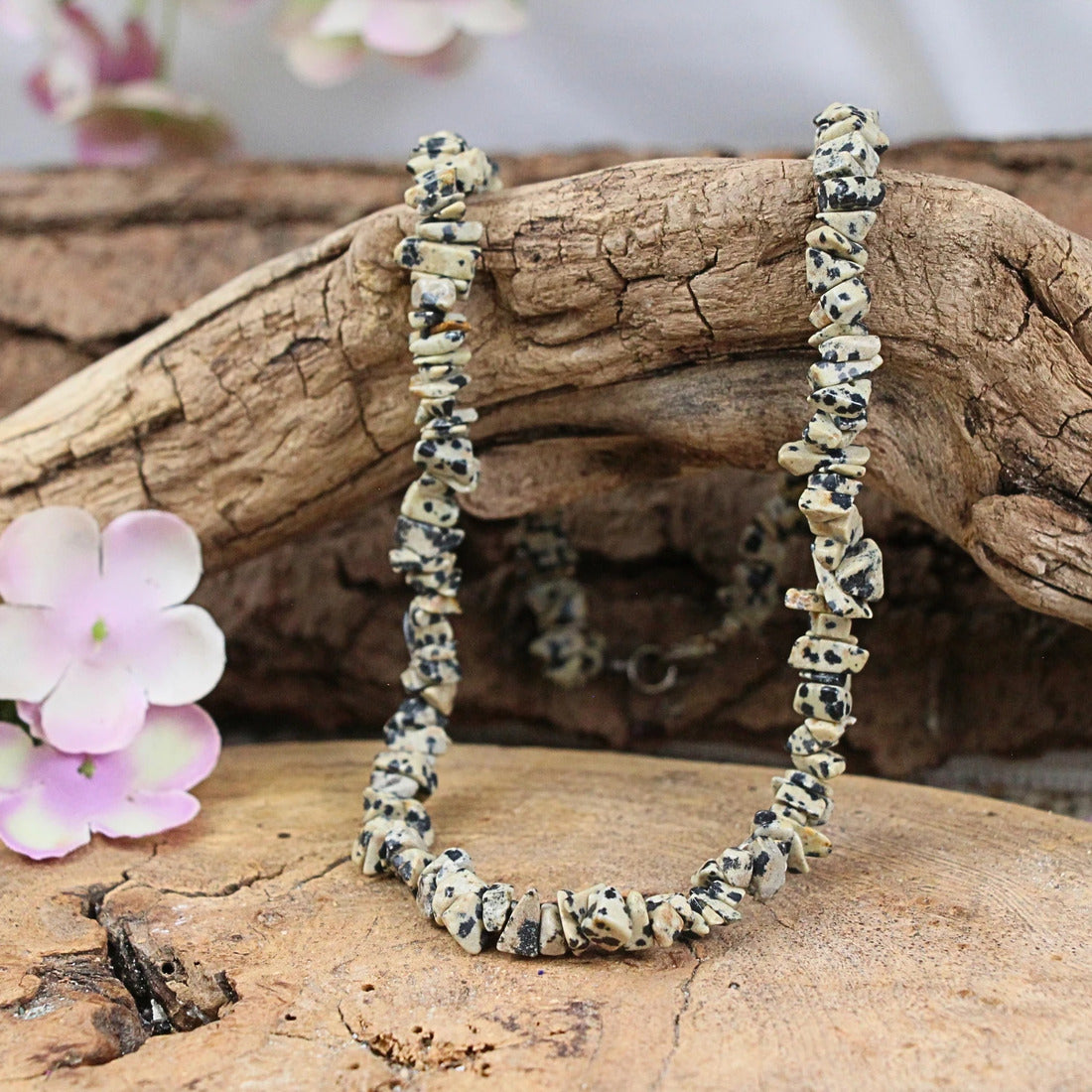 Dalmatinerjaspis halsband med splitstenar, 5 till 10 mm
