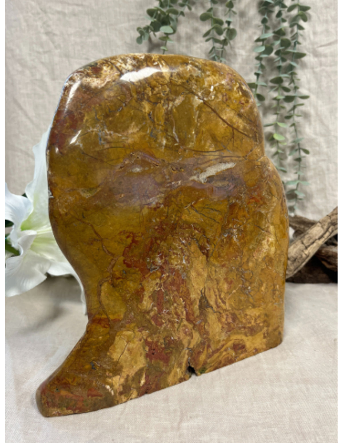 Gul jaspis skulptur, 28 cm, 7,15 kg, nr 02