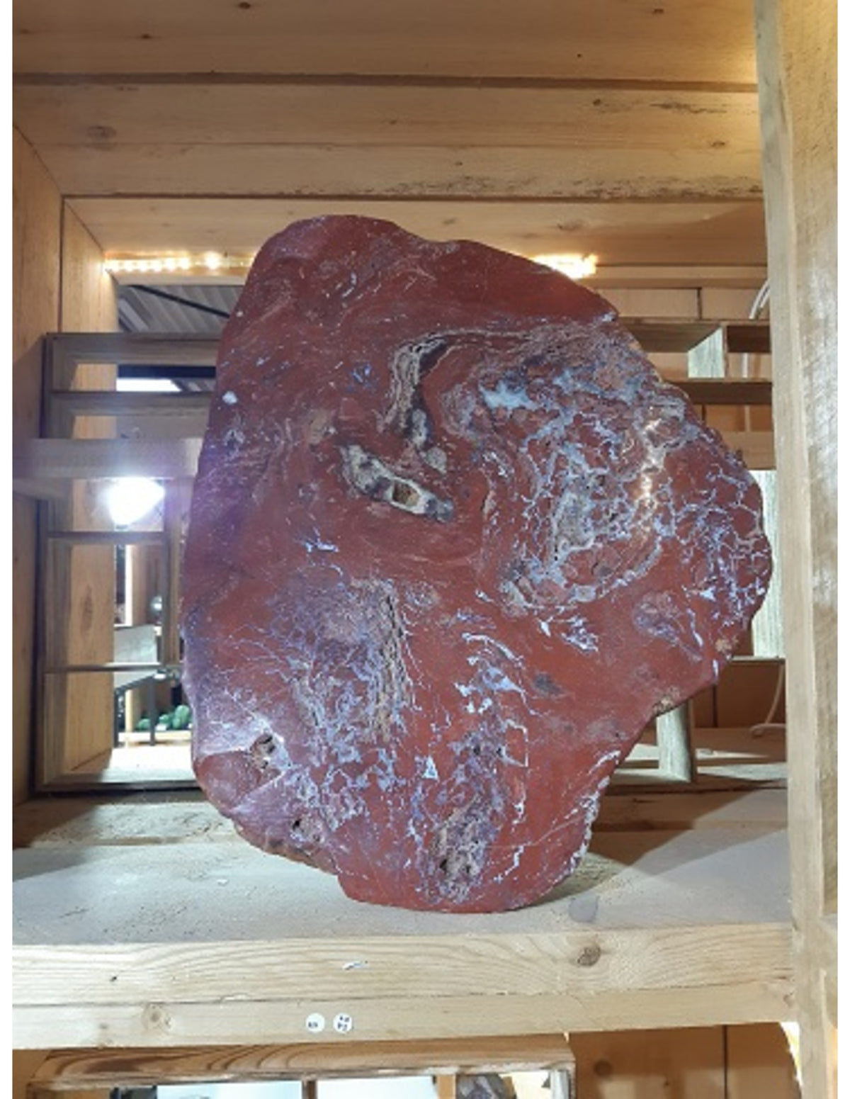 Röd jaspis skiva, halvpolerad, 52 x 38 cm, nr 3 (22,9 kg)