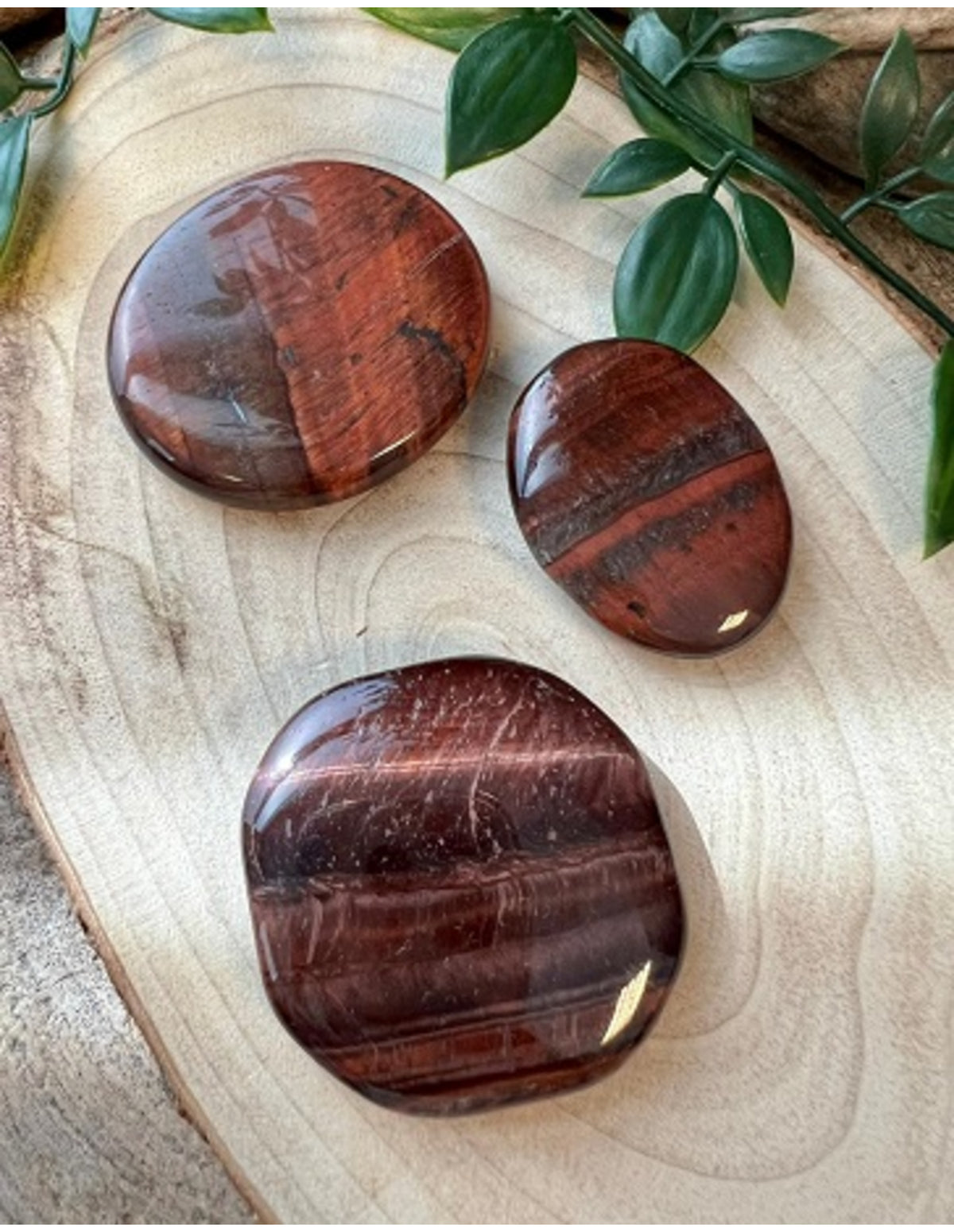 Röd tigeröga trumlad sten, värmebehandlad, 3 till 5 cm